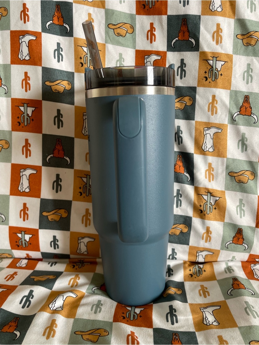 Stanley Matte Blue 30 oz Tumbler with Handle - Picture 4 of 7